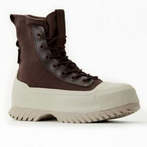 Converse Chuck Taylor All Star Lugged 2.0 Hi Dark Root